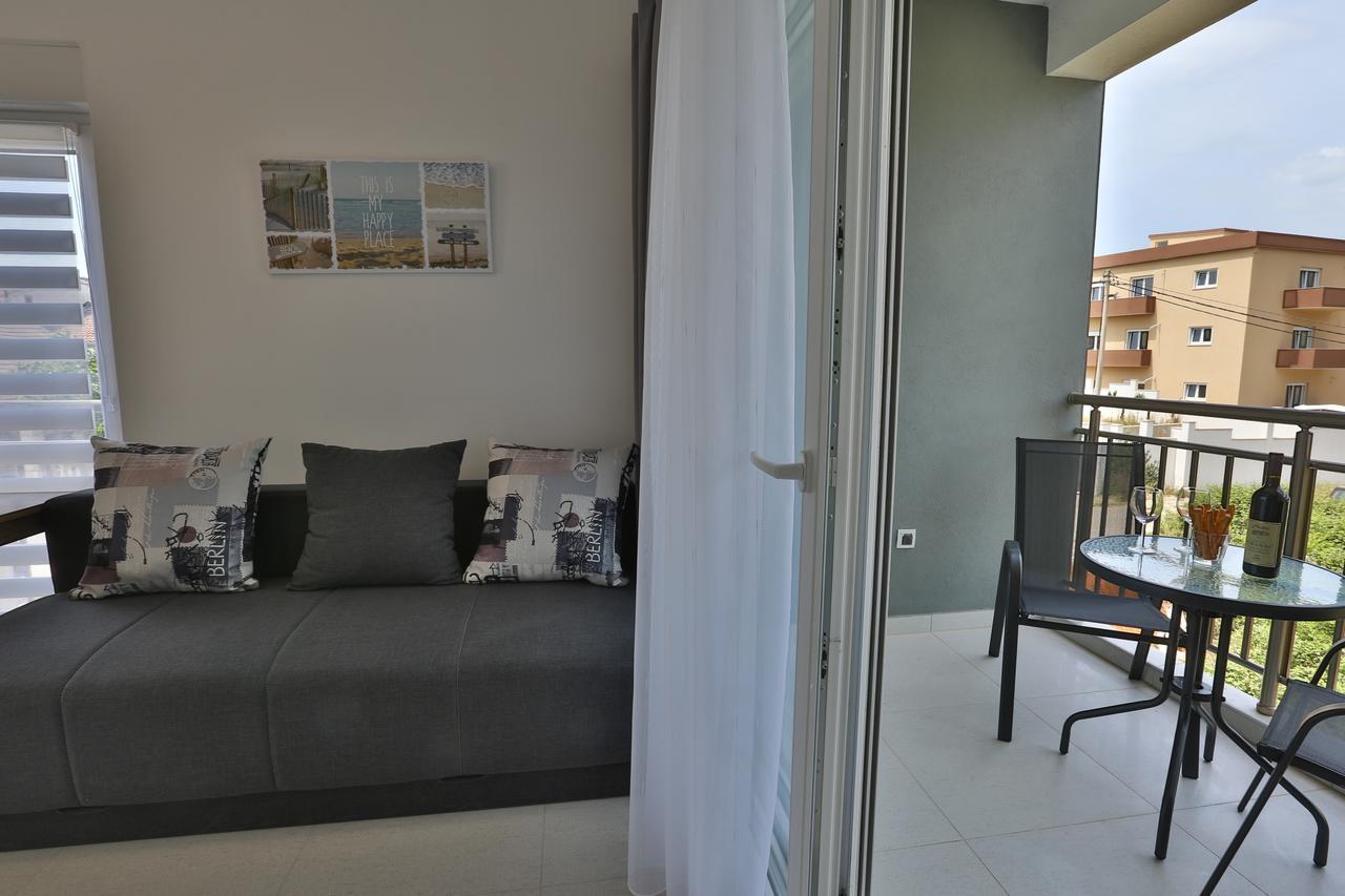 Kristina Apartments Tivat Exterior photo