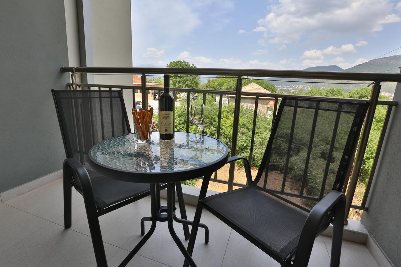 Kristina Apartments Tivat Exterior photo