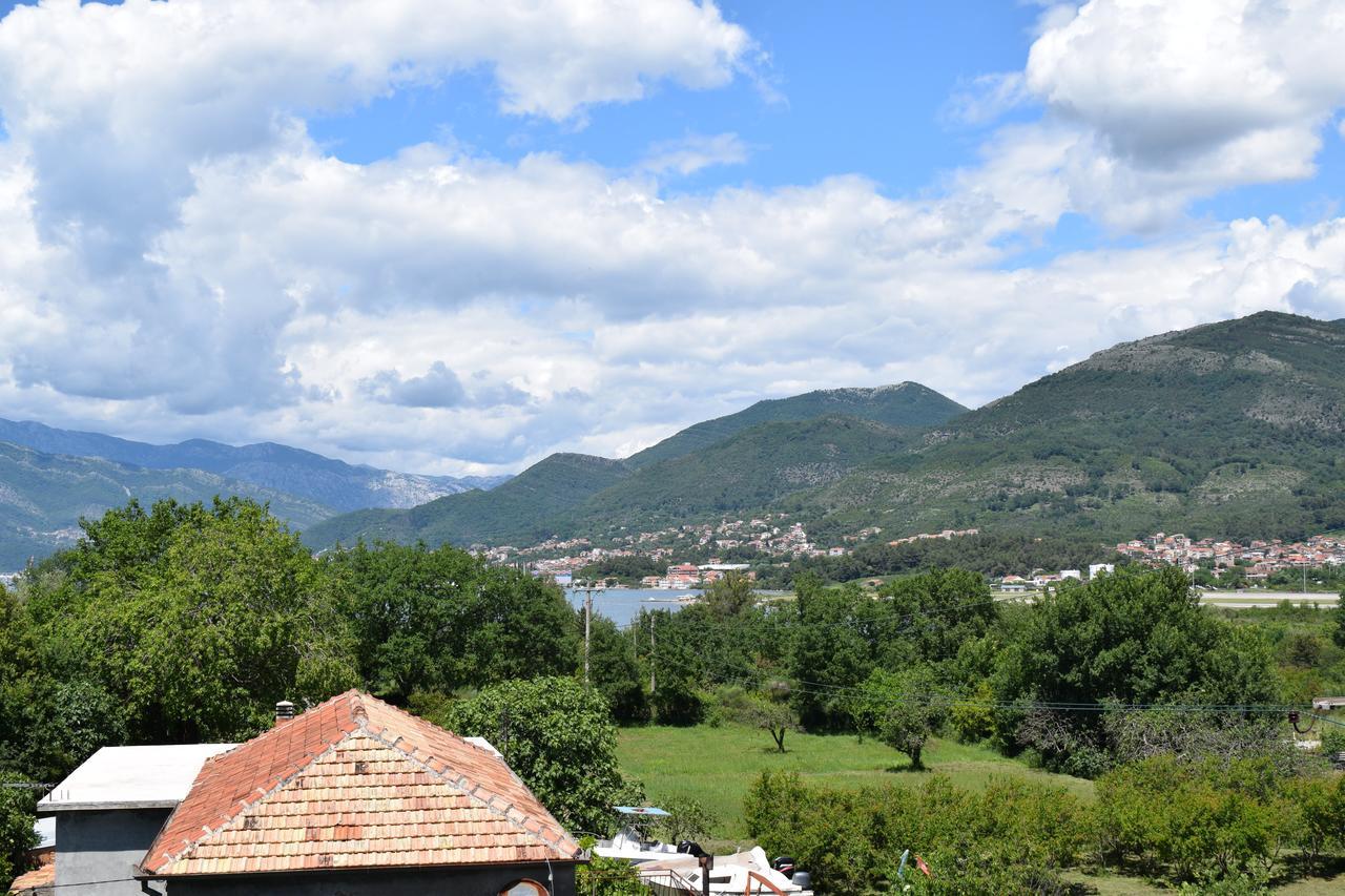 Kristina Apartments Tivat Exterior photo